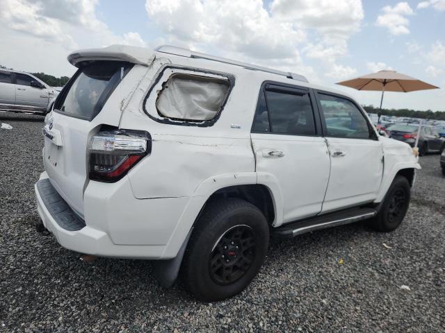 2014 Toyota 4runner VIN JTEBU5JR0E5164944 COPART salvage auction — SIDE, Salvage Title, sold $7,500 on 2026-07-24 (photo 3)