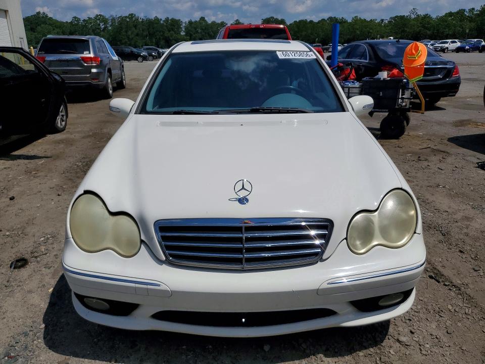2006 Mercedes-benz C-klasse VIN WDBRF52H06A856311 COPART salvage auction — MINOR DENT/SCRATCHES, Ga - Certificate Of Title, sold $225 on 2026-07-20 (photo 5)