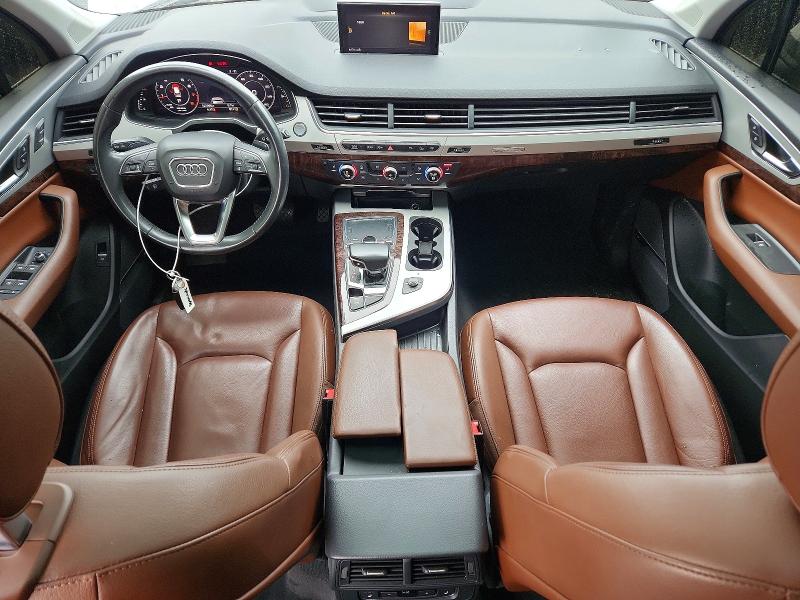 2019 Audi Q7 VIN WA1LHAF77KD017853 COPART salvage auction — MINOR DENT/SCRATCHES, Il - Certificate Of Title, sold $10,900 on 2026-07-29 (photo 8)