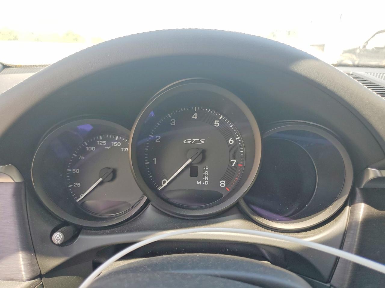 2023 Porsche Macan VIN WP1AF2A5XPLB56949 COPART salvage auction — Side, AL - CERT OF TITLE-SALVAGE TITLE, sold $34,250 on 2026-08-06 (photo 9)