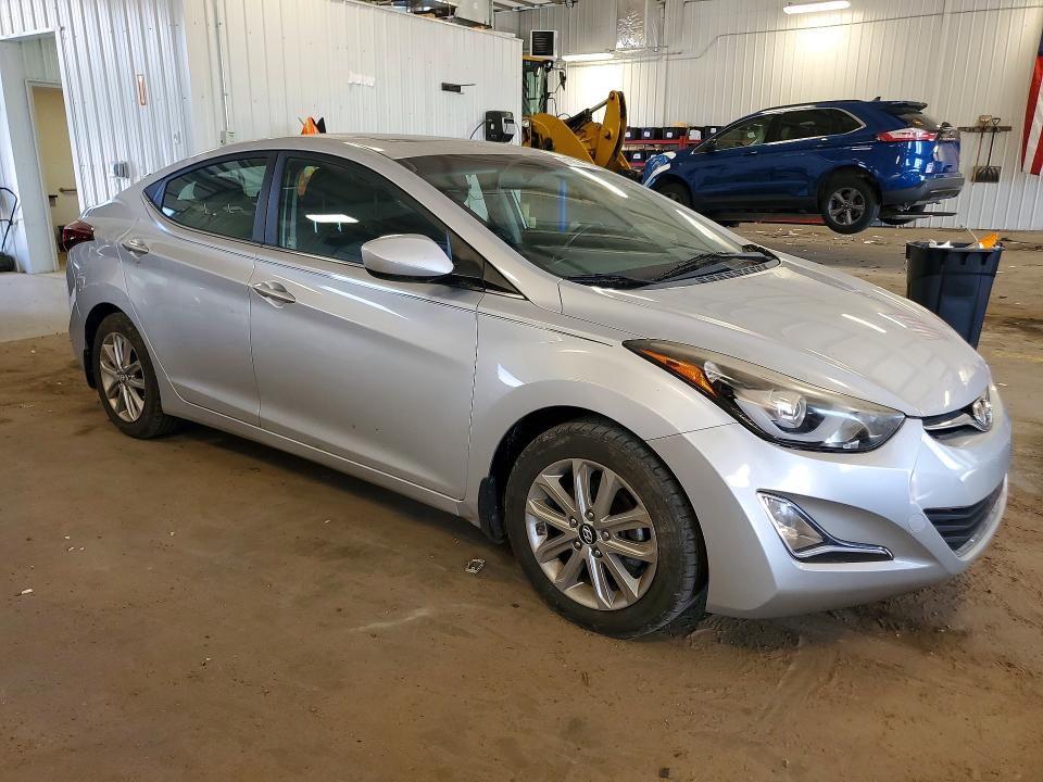 2015 Hyundai Elantra VIN KMHDH4AE8FU240096 COPART salvage auction — MINOR DENT/SCRATCHES, MN - CERT OF TITLE-PRIOR SALVAGE, sold $575 on 2026-07-23 (photo 4)
