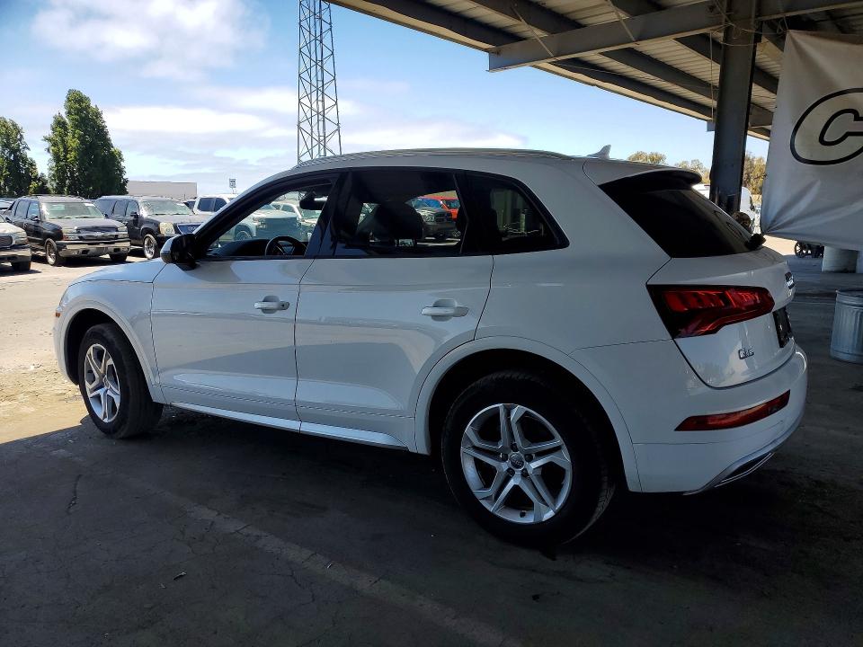 2018 Audi Q5 VIN WA1ANAFY6J2014509 COPART salvage auction — MINOR DENT/SCRATCHES, Ca - Dis/Dlr/Exp Only Clean Title, sold $7,500 on 2026-07-23 (photo 2)