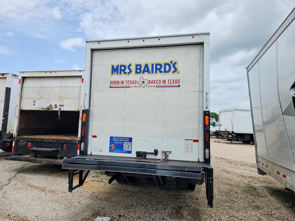 2019 Isuzu Npr VIN JALC4W160K7K00537 COPART salvage auction — MINOR DENT/SCRATCHES, TX - CERTIFICATE OF TITLE, sold $3,550 on 2026-09-03 (photo 6)