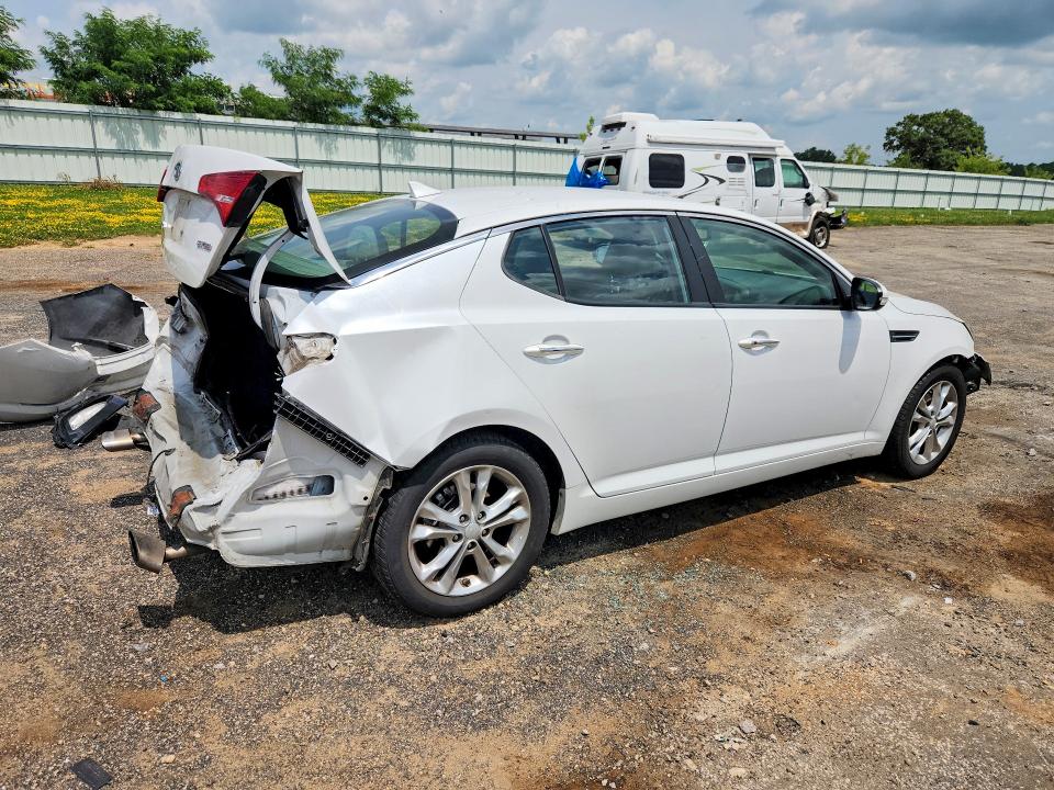 2012 Kia Optima VIN 5XXGN4A72CG006954 COPART salvage auction — REAR END, WI - JUNKED VEHICLE BILL OF SALE, sold $175 on 2026-07-28 (photo 3)