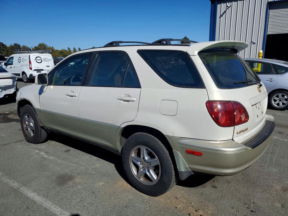 2000 Lexus Rx 300 VIN JT6HF10U6Y0142320 COPART salvage auction — FRONT END, Ca - Dis/Dlr/Exp App For Dup Clean, sold $400 on 2026-07-31 (photo 2)
