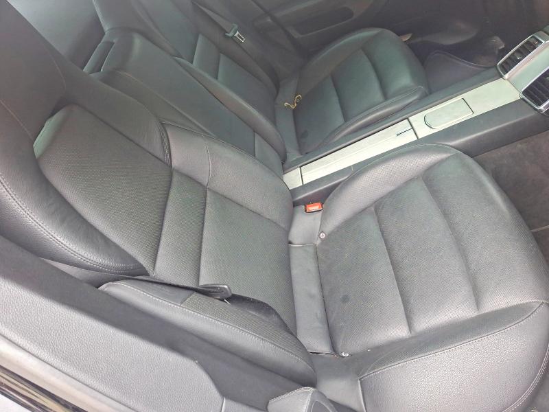 2010 Porsche Panamera VIN WP0AB2A75AL063293 COPART salvage auction — NORMAL WEAR, Mo - Dealer Only Salvage Title (P), sold $850 on 2026-08-04 (photo 6)
