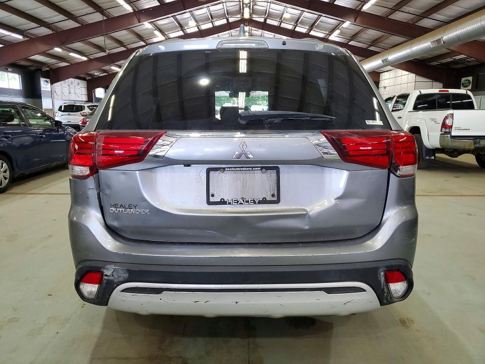 2020 Mitsubishi Outlander VIN JA4AZ3A31LZ003102 COPART salvage auction — MINOR DENT/SCRATCHES, Ny - Certificate Of Title (P), sold $4,500 on 2026-07-14 (photo 6)