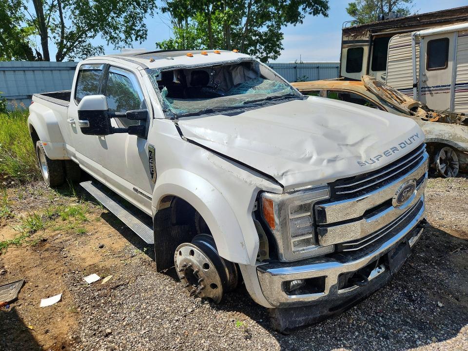 2019 Ford F450 VIN 1FT8W4DT1KEC96407 COPART salvage auction — ROLLOVER, Mi - Certificate Of Title, sold $14,000 on 2026-08-24 (photo 4)