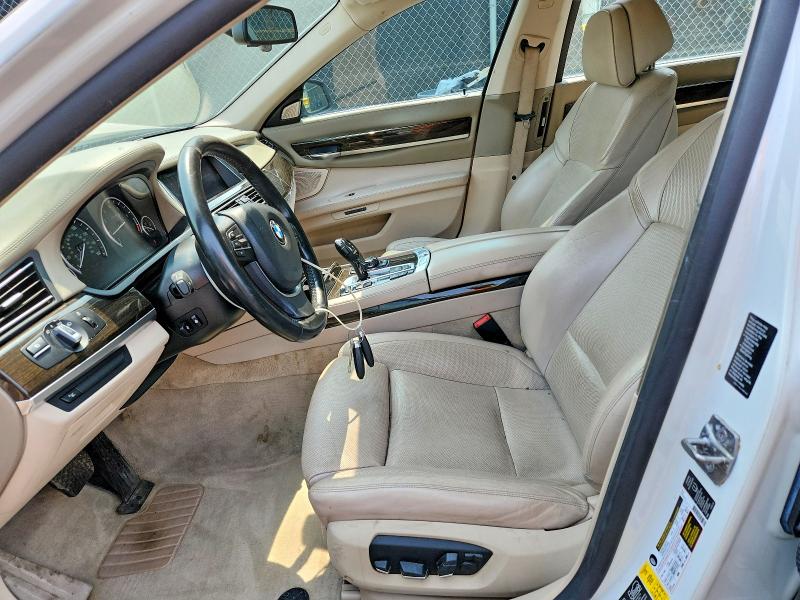 2013 BMW 7er VIN WBAYF8C54DDE59036 COPART salvage auction — MINOR DENT/SCRATCHES, Mi - Dealer Only Clean Title, sold $325 on 2026-07-31 (photo 7)