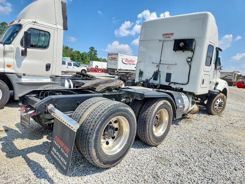 2022 Kenworth T880 VIN 1XKZDP9X2NJ487132 COPART salvage auction — SIDE, GA - CERT OF TITLE-SALVAGE, sold $5,200 on 2026-08-27 (photo 4)
