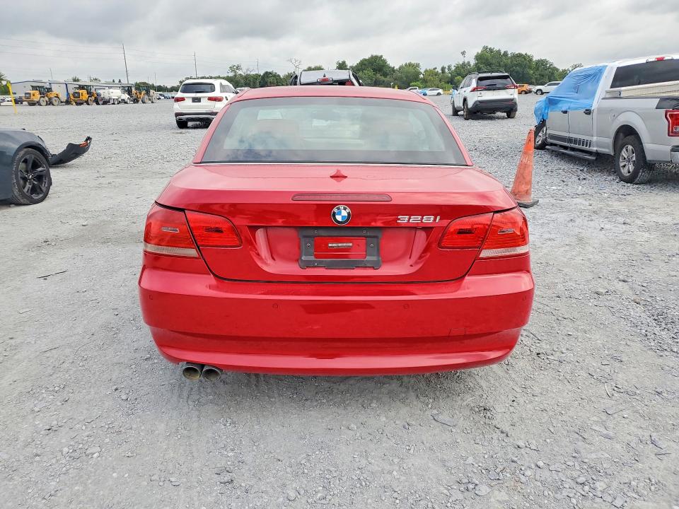 2009 BMW 3er VIN WBAWL13529PX24773 COPART salvage auction — MINOR DENT/SCRATCHES, Fl - Cert Of Title-Slvg Rebld Flood, sold $850 on 2026-08-04 (photo 6)