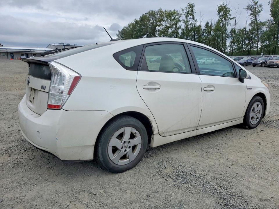 2011 Toyota Prius VIN JTDKN3DU4B5369300 COPART salvage auction — MECHANICAL, Mt - Certificate Of Title, sold $1,500 on 2026-07-27 (photo 3)