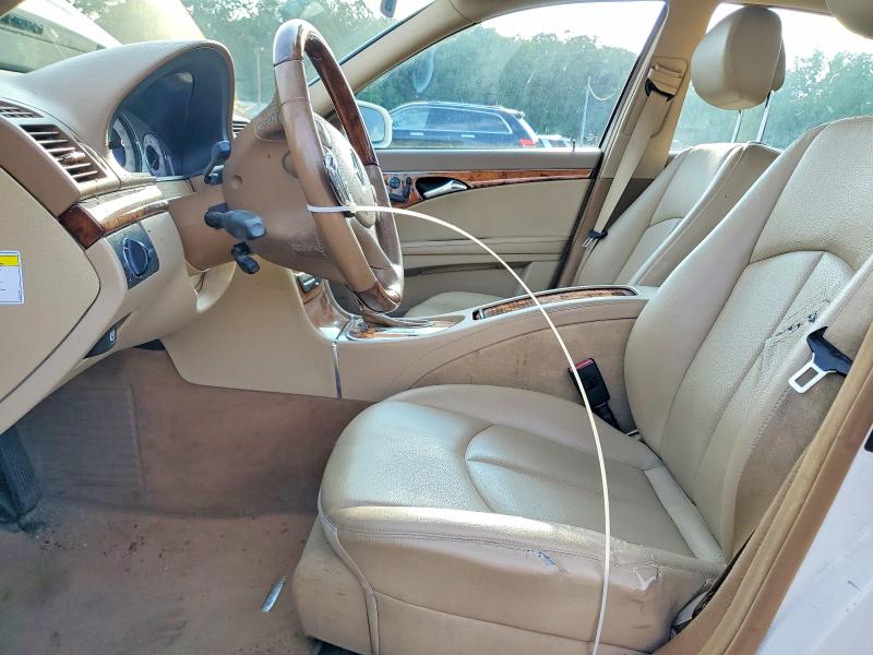 2008 Mercedes-benz E-klasse VIN WDBUF87X68B292415 COPART salvage auction — MINOR DENT/SCRATCHES, Nj - Certificate Of Title, sold $450 on 2026-08-03 (photo 7)