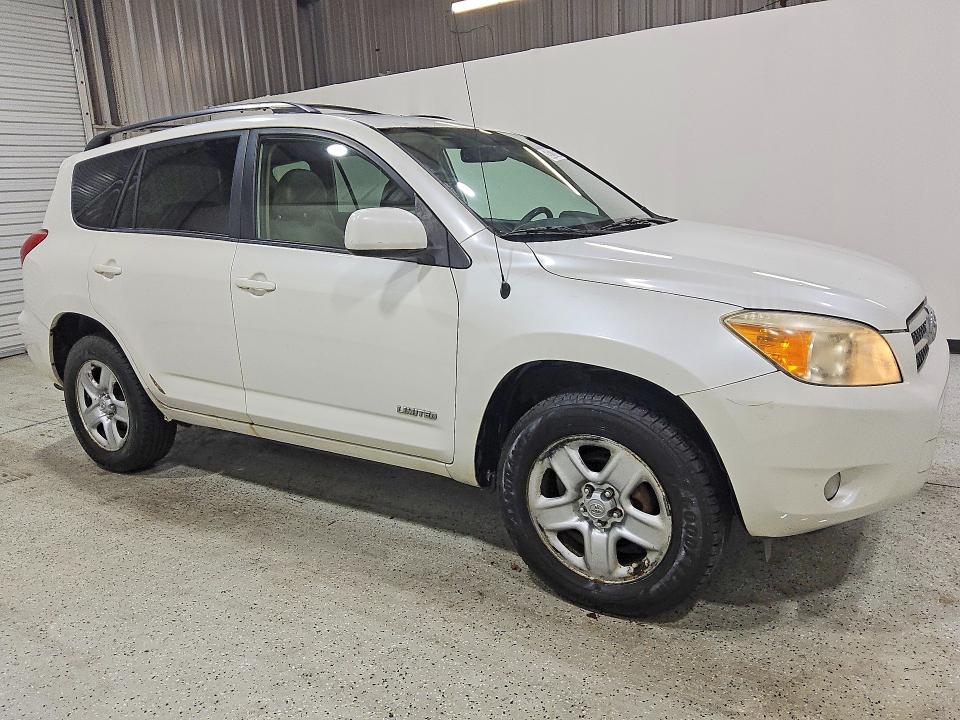 2008 Toyota Rav4 VIN JTMBD31V385154614 COPART salvage auction — MINOR DENT/SCRATCHES, Fl - Certificate Of Title, sold $2,000 on 2026-07-28 (photo 4)