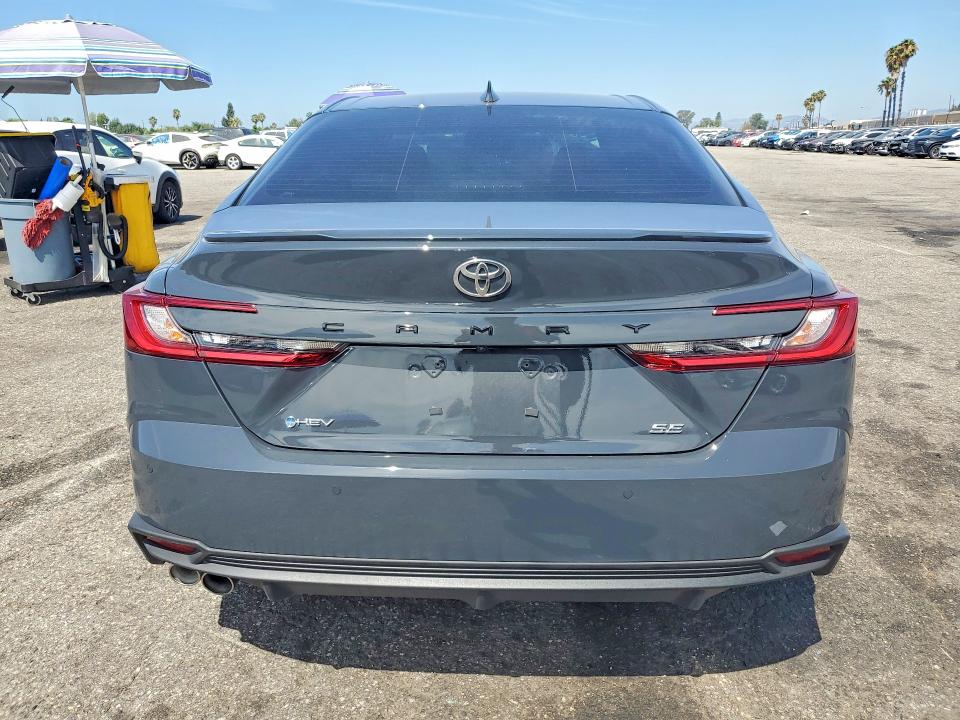 2025 Toyota Camry VIN 4T1DAACK2SU193471 COPART salvage auction — NORMAL WEAR, CA - DIS/DLR/EXP ONLY CLEAN TITLE, sold $19,300 on 2026-07-31 (photo 6)