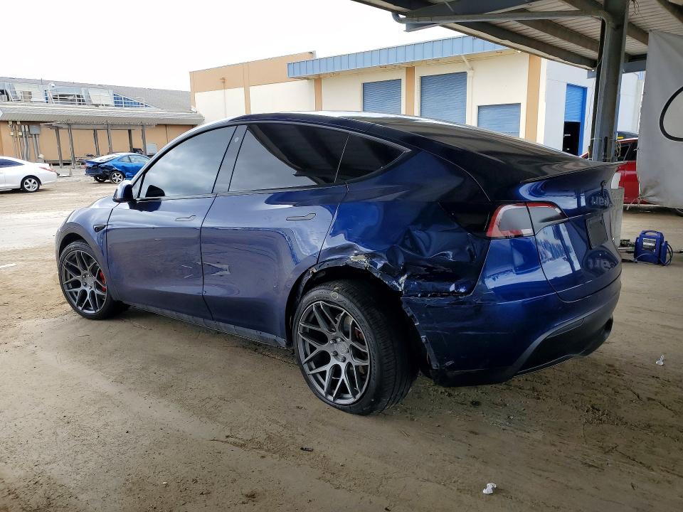 2023 Tesla Model y VIN 7SAYGDEF6PF622927 COPART salvage auction — REAR END, Ca - Salvage Certificate, sold $10,800 on 2026-09-01 (photo 2)