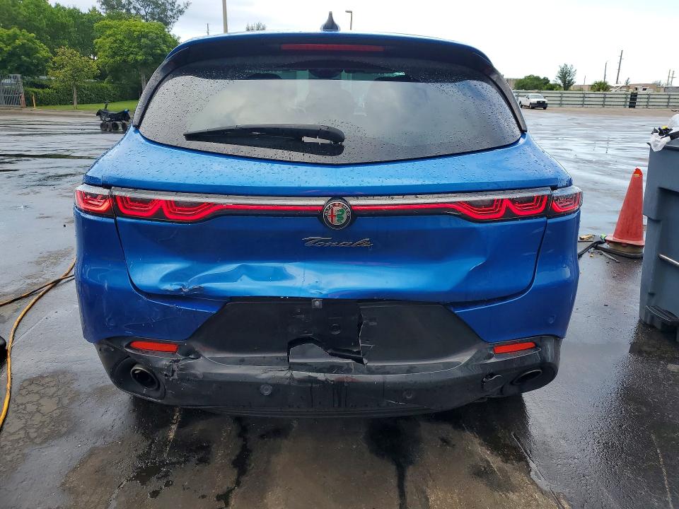 2024 Alfa romeo Tonale VIN ZASPATDW2R3046585 COPART salvage auction — REAR END, Fl - Cert Of Title Slvg Rebuildable, sold $10,000 on 2026-08-05 (photo 6)