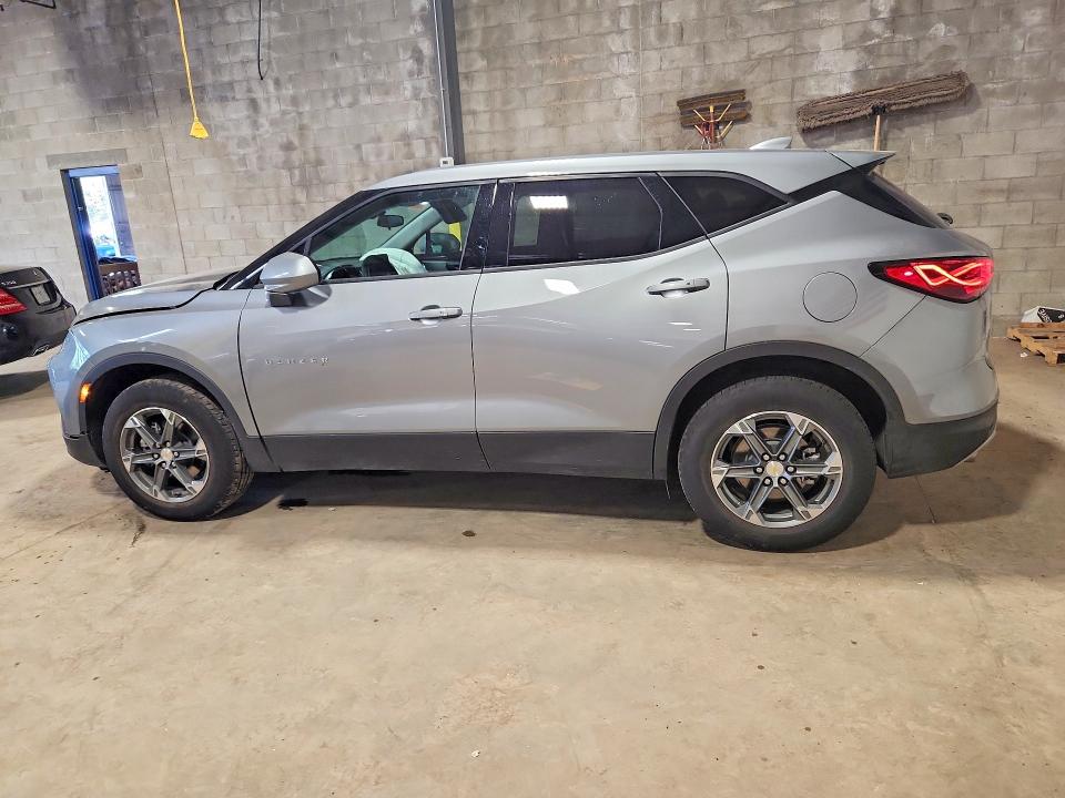 2026 Chevrolet Blazer VIN 3GNKBHR40TS163310 COPART salvage auction — FRONT END, Ct - Clean Title, sold $10,300 on 2026-07-27 (photo 2)