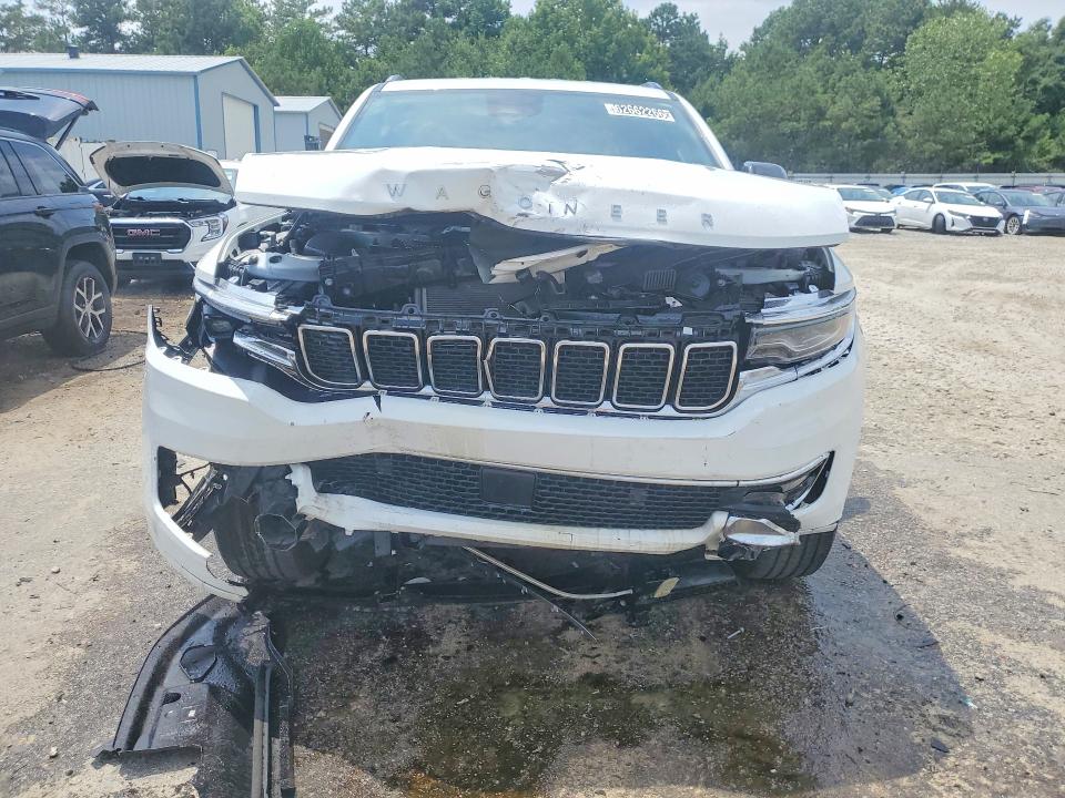 2025 Jeep Grand wagoneer VIN 1C4SJVBP4SS524272 COPART salvage auction — FRONT END, Tn - Certificate Of Title (P), sold $33,000 on 2026-08-17 (photo 5)