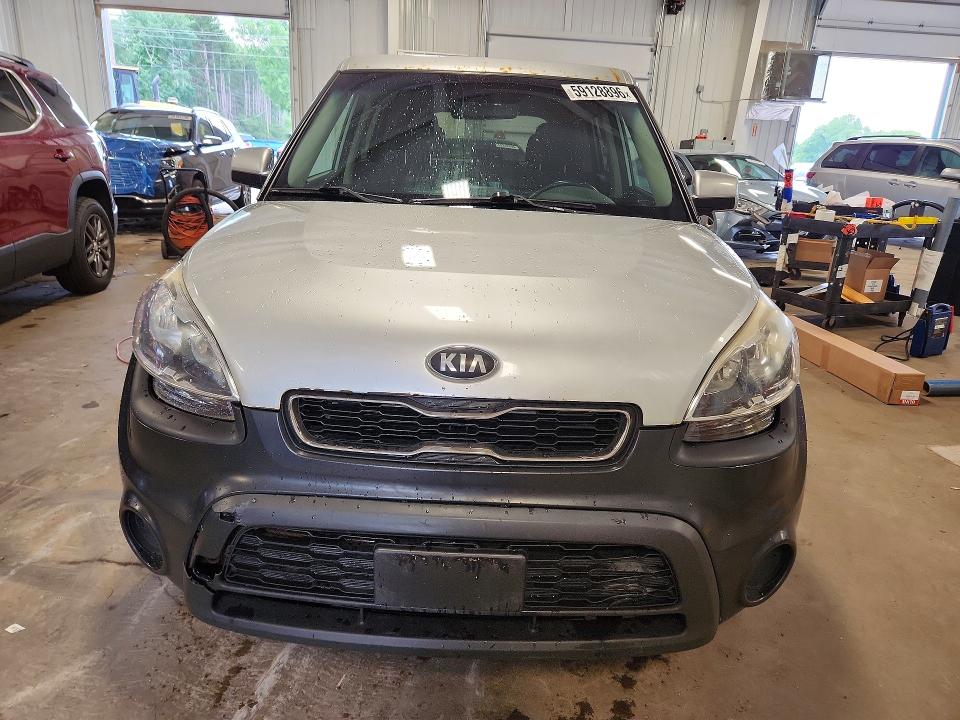 2013 Kia Soul VIN KNDJT2A59D7768736 COPART salvage auction — REAR END, Mn - Cert Of Title-Prior Salvage, sold $525 on 2026-07-14 (photo 5)