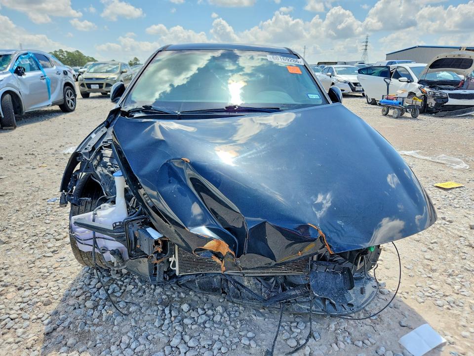 2018 Hyundai VIN KMHH35LE3JU069186 COPART salvage auction — FRONT END, TX - SALVAGE VEHICLE TITLE, sold $750 on 2026-07-28 (photo 5)
