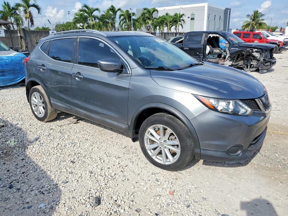 2018 Nissan Rogue VIN JN1BJ1CP2JW182161 COPART salvage auction — WATER/FLOOD, Fl - Certificate Of Destruction, sold $3,550 on 2026-07-09 (photo 4)