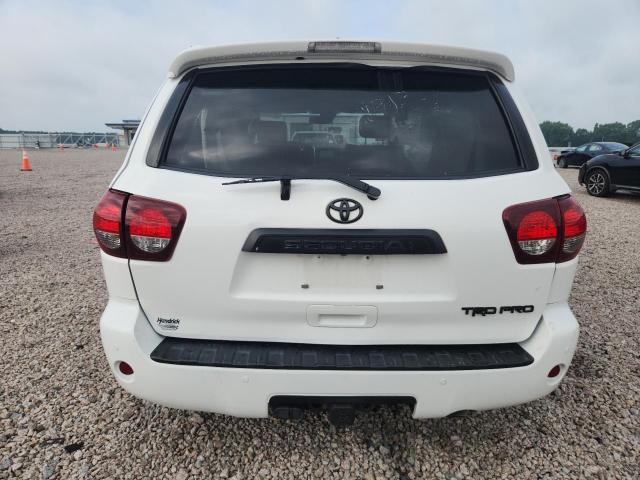 2020 Toyota Sequoia VIN 5TDBY5G11LS176926 COPART salvage auction — SIDE, Salvage Title, sold $7,700 on 2026-08-18 (photo 6)