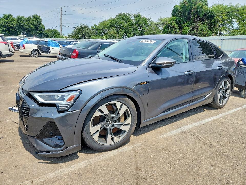 2022 Audi E-tron VIN WA11AAGE3NB009726 — COPART salvage auction photo