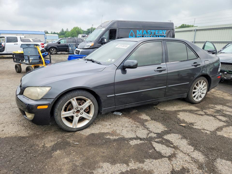 2005 Lexus Is VIN JTHBD192950094909 COPART salvage auction — INTERIOR BURN, Pa - Certificate Of Salvage, sold $1,200 on 2026-07-31 (photo 1)