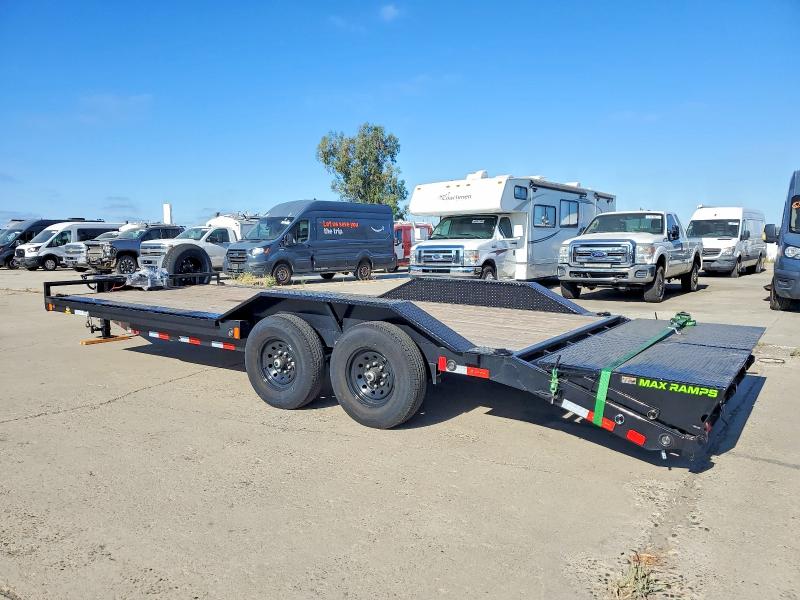 2026 Load trail Unknown VIN 4ZECH2223T1369896 COPART salvage auction — NORMAL WEAR, TN - DIS/DLR/EXP ONLY CLEAN TITLE (P), sold $5,200 on 2026-08-25 (photo 2)