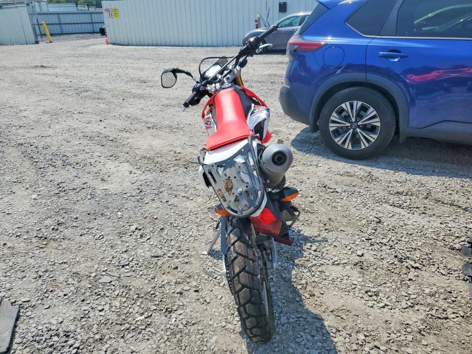 2015 Honda Crf250 VIN MLHMD3818F5203537 COPART salvage auction — FRONT END, Ny - Bill Of Sale, sold $1,200 on 2026-07-23 (photo 4)