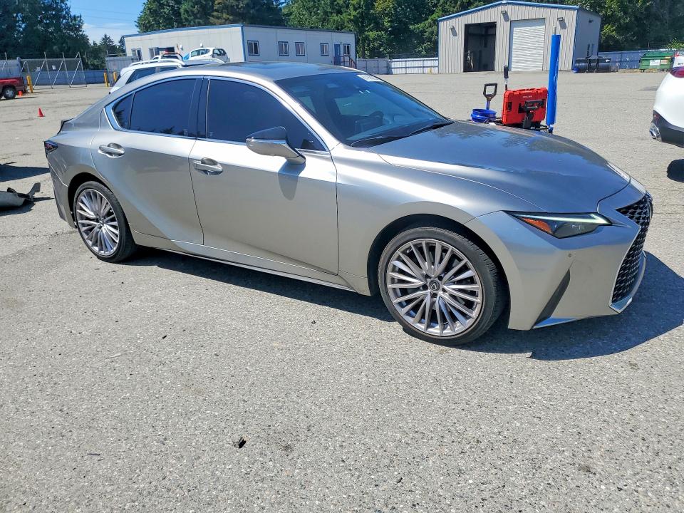 2022 Lexus Is VIN JTHD81F26N5049902 COPART salvage auction — REAR END, Salvage Title, sold $6,700 on 2026-07-27 (photo 4)