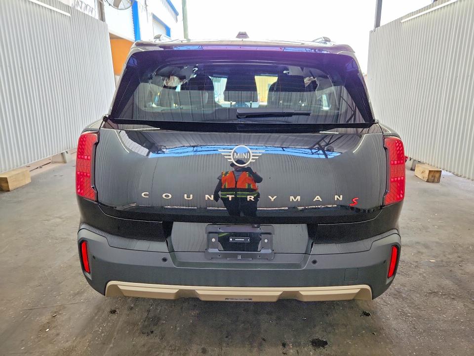 2025 Mini Countryman VIN WMZ23GA04S7S18542 COPART salvage auction — SIDE, Fl - Certificate Of Title, sold $9,300 on 2026-07-22 (photo 6)