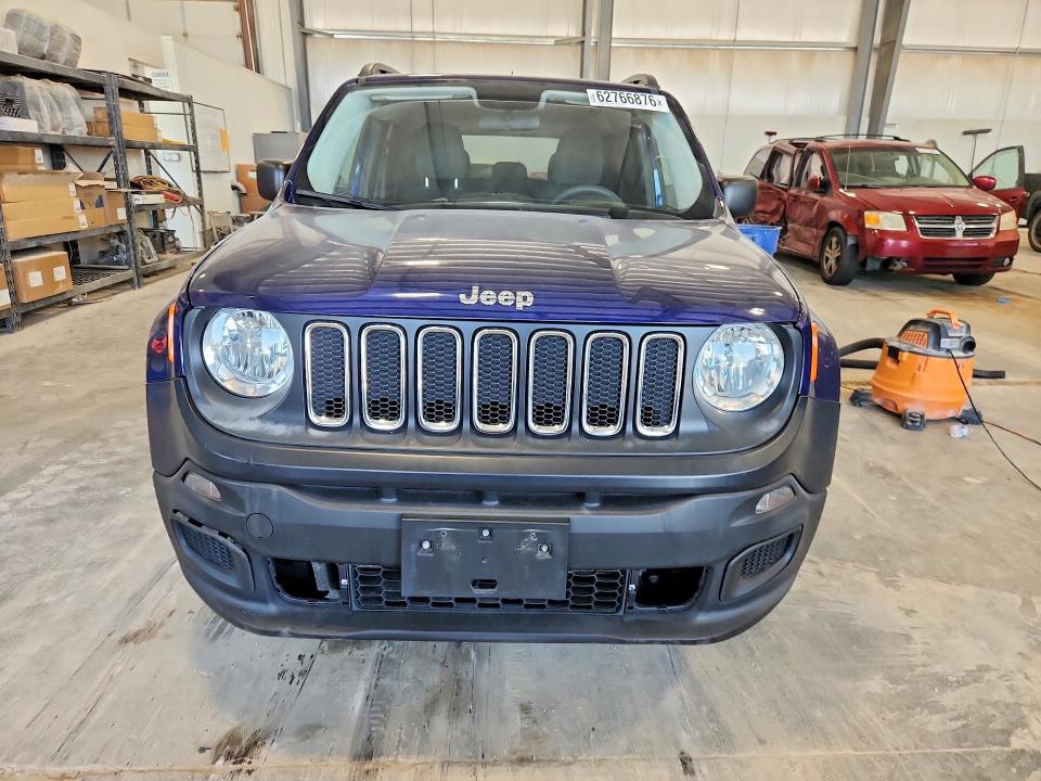 2017 Jeep Renegade VIN ZACCJBAB5HPG56478 COPART salvage auction — HAIL, Salvage Title, sold $3,000 on 2026-08-18 (photo 5)