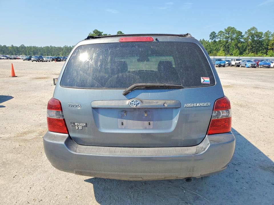 2004 Toyota Highlander VIN JTEGP21A240029241 COPART salvage auction — MINOR DENT/SCRATCHES, SC - CERTIFICATE OF TITLE, sold $900 on 2026-07-27 (photo 6)
