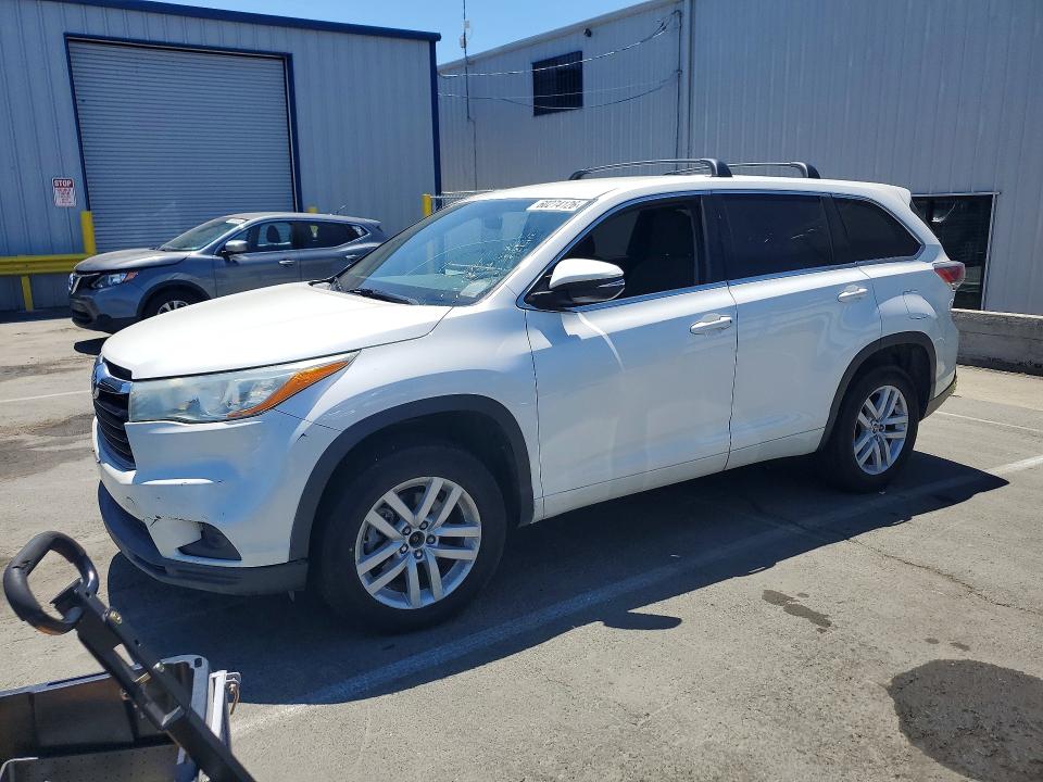 2016 Toyota Highlander VIN 5TDZKRFH9GS144964 COPART salvage auction — MINOR DENT/SCRATCHES, VA - DIS/DLR/EXP ONLY CLEAN TITLE (P), sold $6,100 on 2026-07-31 (photo 1)