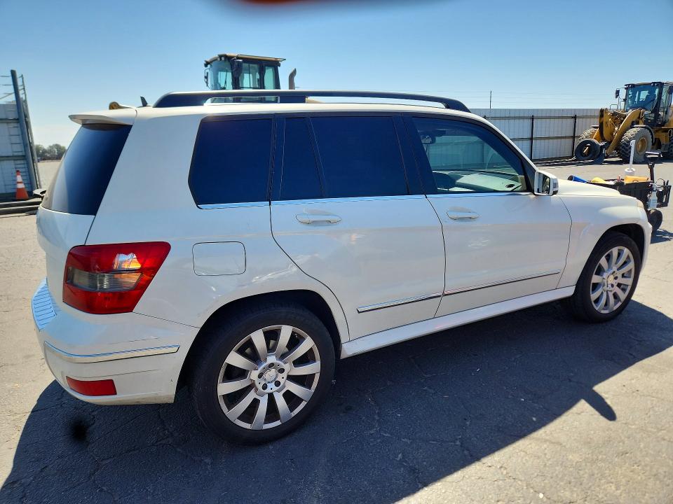2011 Mercedes-benz Glk-class VIN WDCGG5GB5BF625678 COPART salvage auction — MECHANICAL, CA - DIS/DLR/EXP ONLY CLEAN TITLE, sold $875 on 2026-07-23 (photo 3)