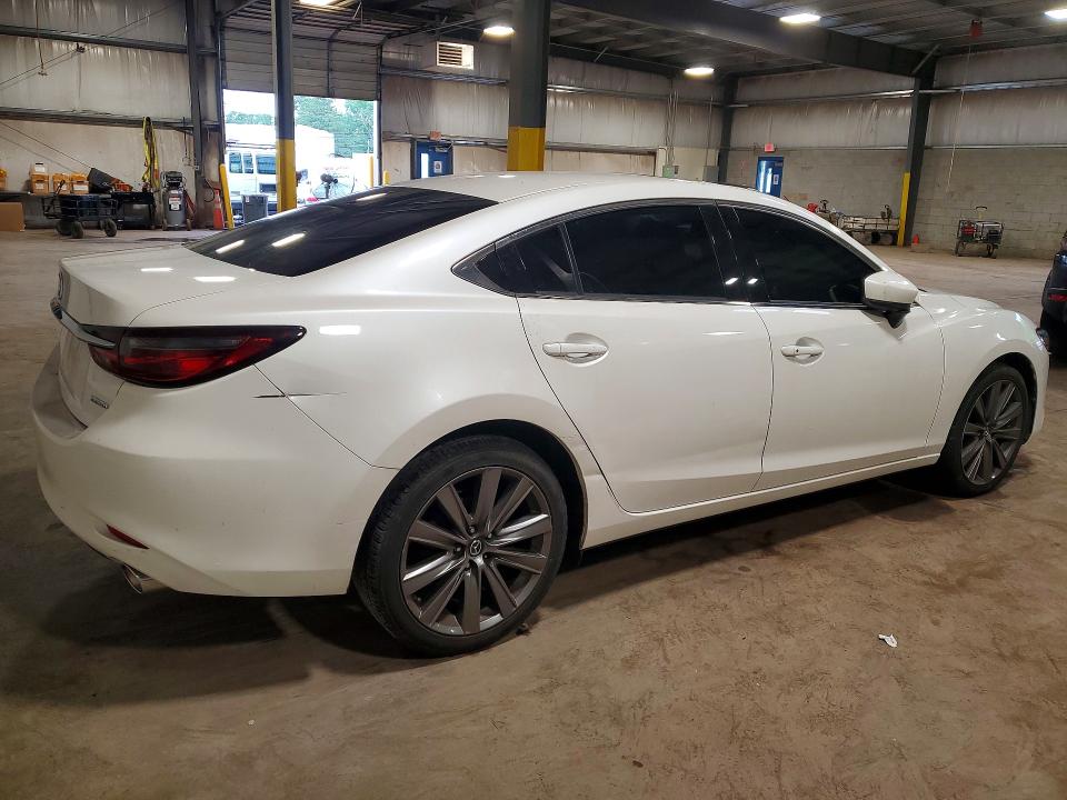 2020 Mazda 6 VIN JM1GL1VMXL1524780 COPART salvage auction — MINOR DENT/SCRATCHES, WV - CERTIFICATE OF TITLE, sold $12,100 on 2026-08-06 (photo 3)