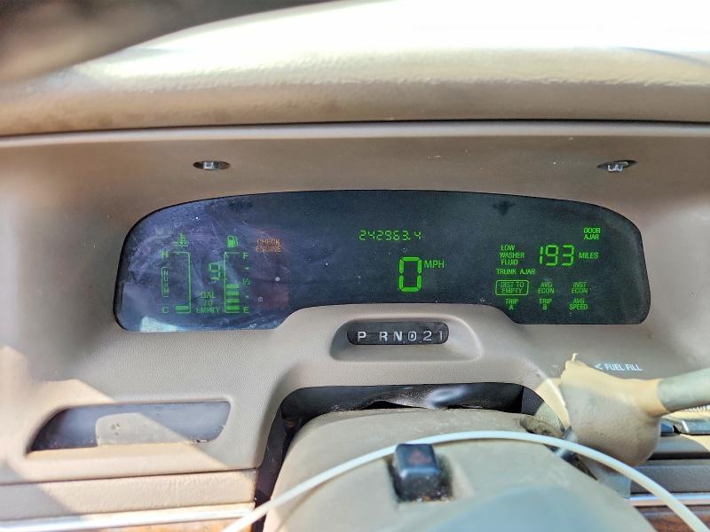 1999 Mercury Grand marquis VIN 2MEFM75W8XX672208 COPART salvage auction — FRONT END, Ga - Cert Of Title-Salvage Court Or, sold $200 on 2026-07-28 (photo 9)