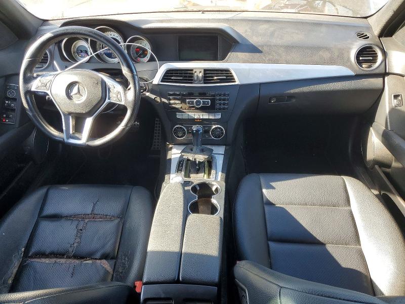 2013 Mercedes-benz C-klasse VIN WDDGF4HB2DA872826 COPART salvage auction — MECHANICAL, CA - DIS/DLR/EXP ONLY CLEAN TITLE, sold $900 on 2026-08-04 (photo 8)