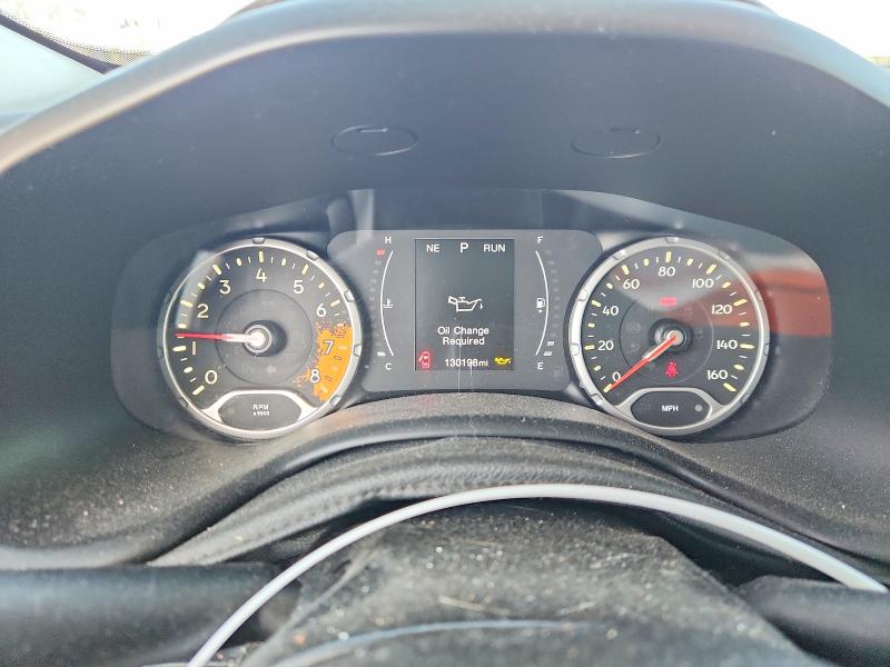2017 Jeep Renegade VIN ZACCJAAB5HPF31233 COPART salvage auction — FRONT END, TX - SALVAGE VEHICLE TITLE (P), sold $2,000 on 2026-07-24 (photo 9)