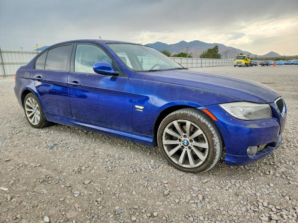 2011 BMW 3 series VIN WBAPK7C5XBA972756 COPART salvage auction — MINOR DENT/SCRATCHES, UT - CERTIFICATE OF TITLE, sold $400 on 2026-08-04 (photo 4)