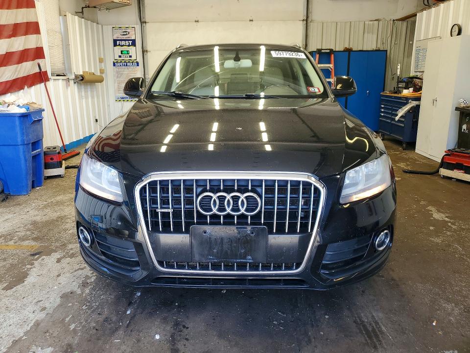 2013 Audi Q5 VIN WA1CFBFPXDA051110 COPART salvage auction — MINOR DENT/SCRATCHES, Me - Certificate Of Title, sold $375 on 2026-07-09 (photo 5)