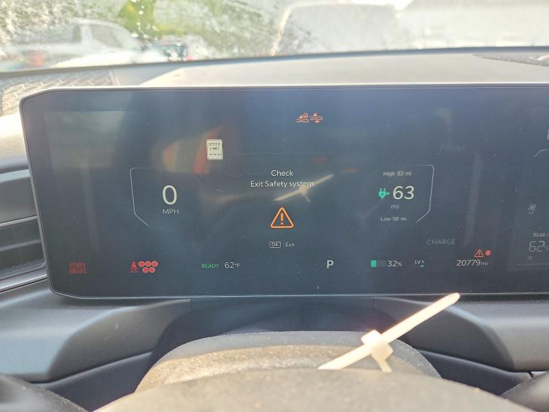 2024 Kia Ev9 VIN KNDAA5S27R6038882 COPART salvage auction — REAR END, Salvage Title, sold $14,500 on 2026-09-02 (photo 9)