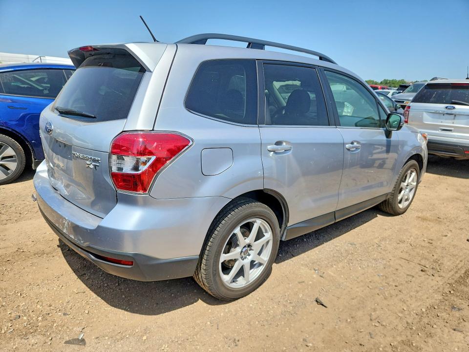 2014 Subaru VIN JF2SJGMC2EH527602 COPART salvage auction — REAR END, Il - Salvage Certificate, sold $2,000 on 2026-07-28 (photo 3)