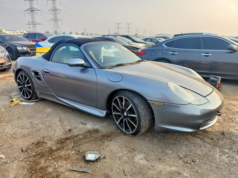 2004 Porsche Boxster VIN WP0CA29884U620673 COPART salvage auction — MINOR DENT/SCRATCHES, Il - Salvage Certificate, sold $3,800 on 2026-08-18 (photo 4)