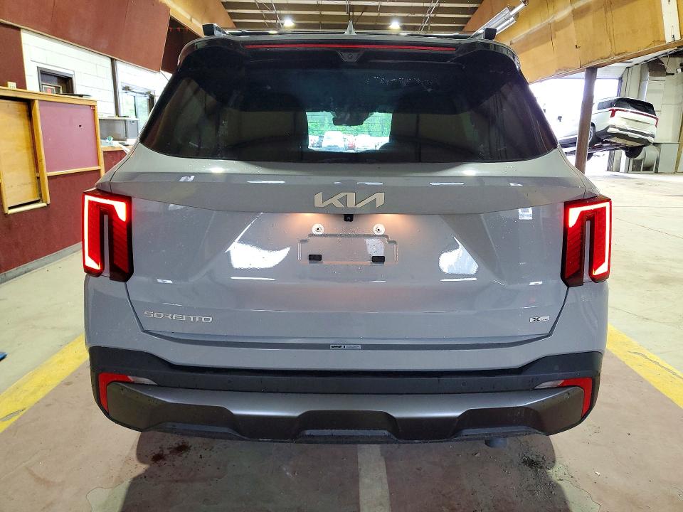 2024 Kia Sorento VIN 5XYRKDJF1RG300309 COPART salvage auction — MINOR DENT/SCRATCHES, NY - CERTIFICATE OF TITLE, sold $1,200 on 2026-07-28 (photo 6)