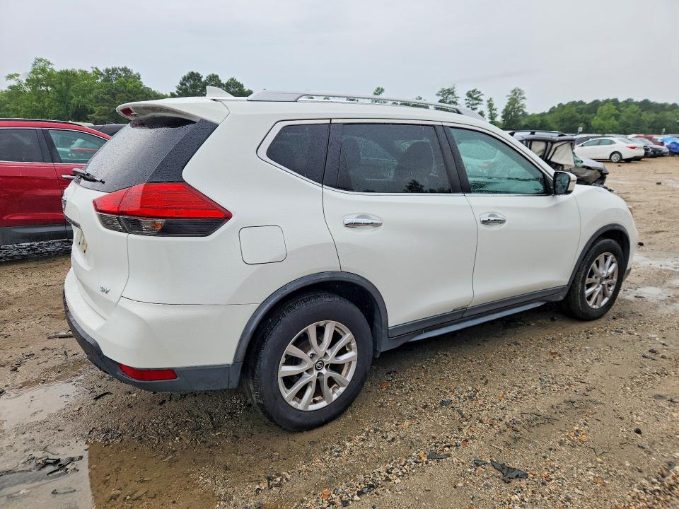 2017 Nissan Rogue VIN KNMAT2MT9HP529655 COPART salvage auction — MINOR DENT/SCRATCHES, Fl - Certificate Of Title, sold $1,300 on 2026-07-14 (photo 3)