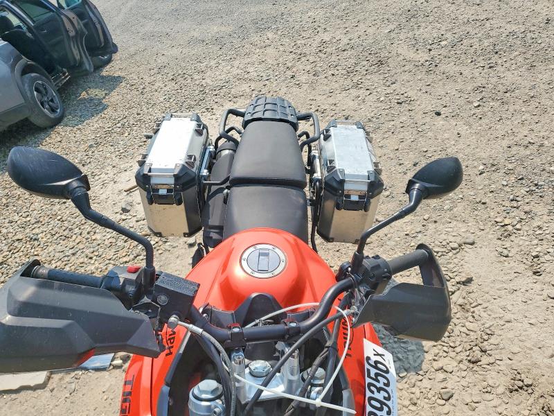 2016 Triumph motorcycle Tiger VIN SMTE04BFXGT722777 COPART salvage auction — FRONT END, MT - SALVAGE CERTIFICATE OF A VEHIC, sold $1,150 on 2026-09-05 (photo 5)