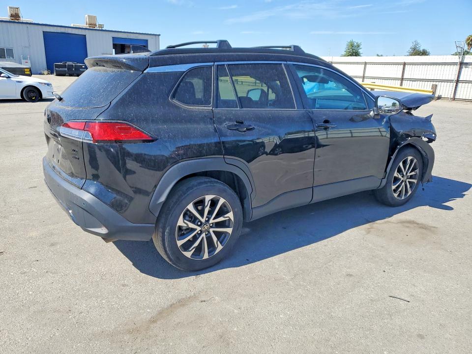 2022 Toyota Corolla cross VIN 7MUDAABG8NV009618 COPART salvage auction — FRONT END, CA - SALVAGE CERTIFICATE, sold $4,150 on 2026-07-31 (photo 3)